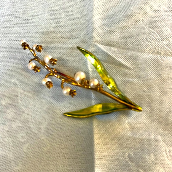 Vintage MMA metropolitan museum of art brooch - Picture 1 of 1